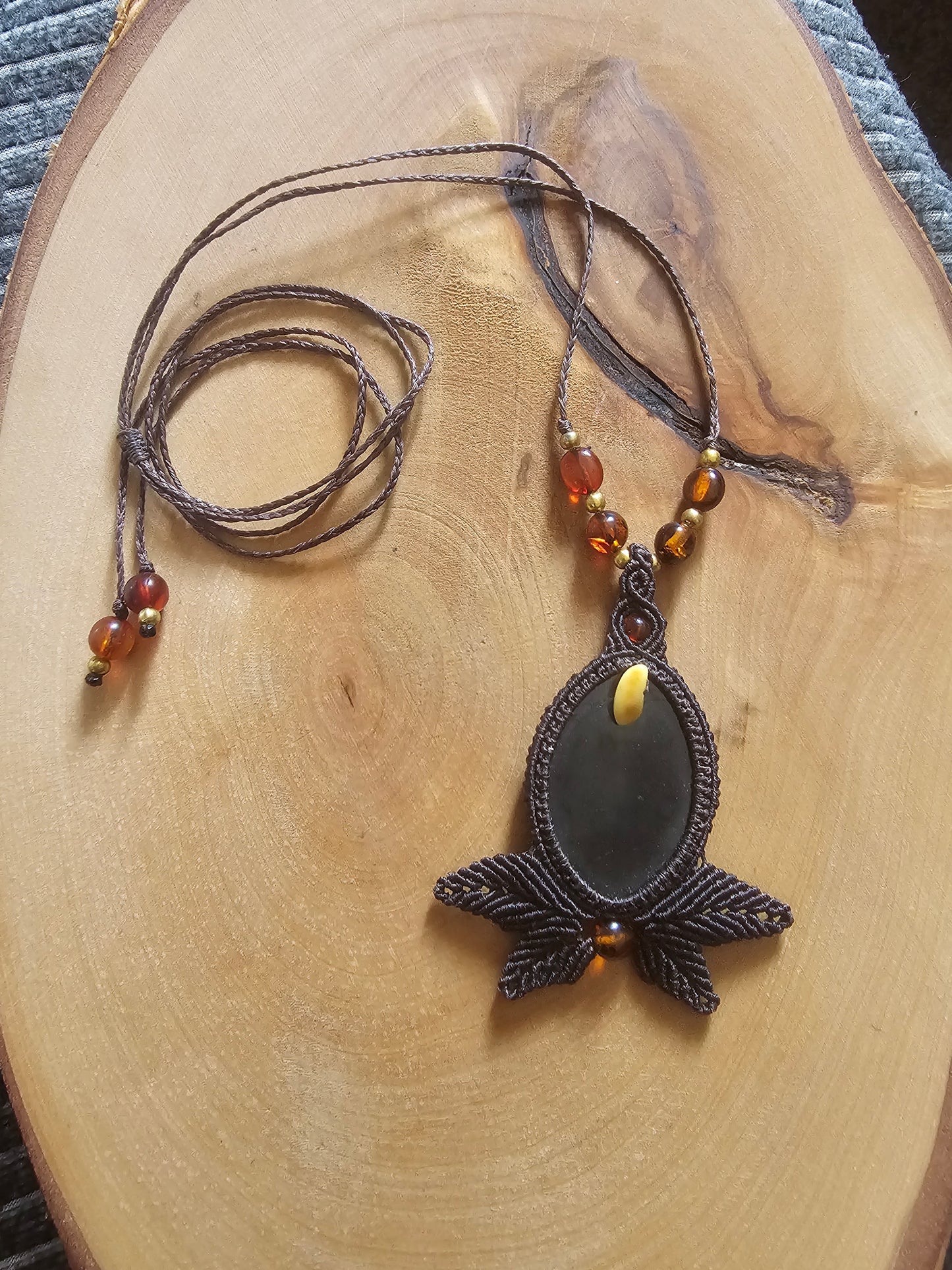 Schungit Bernstein Halskette